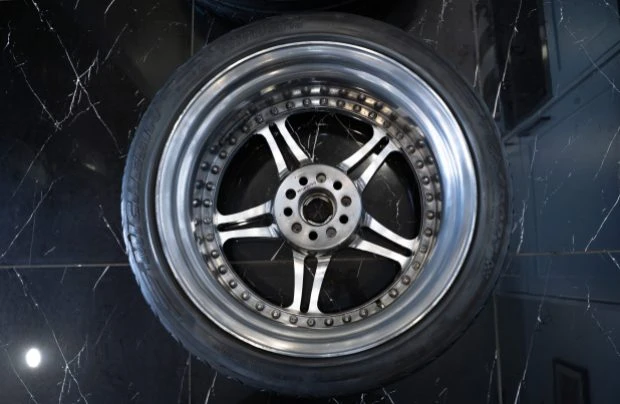 Parts & Memorabilia Other Wheels - Image 3 of 5