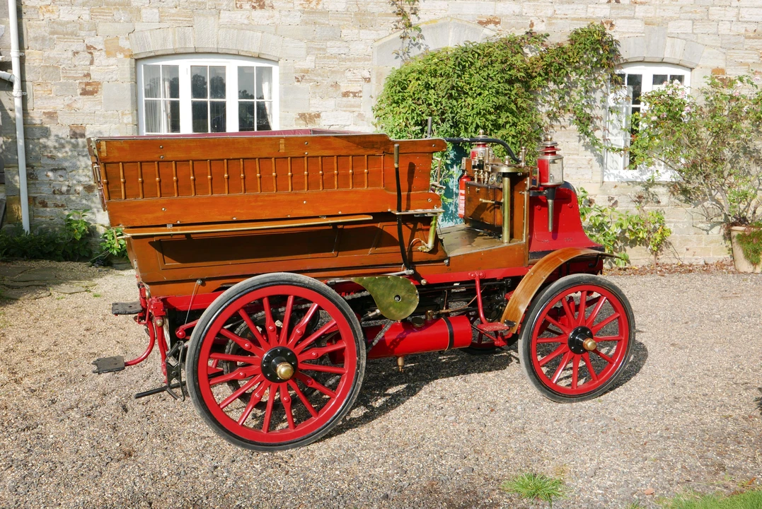 1897 Daimler - Image 2 of 23