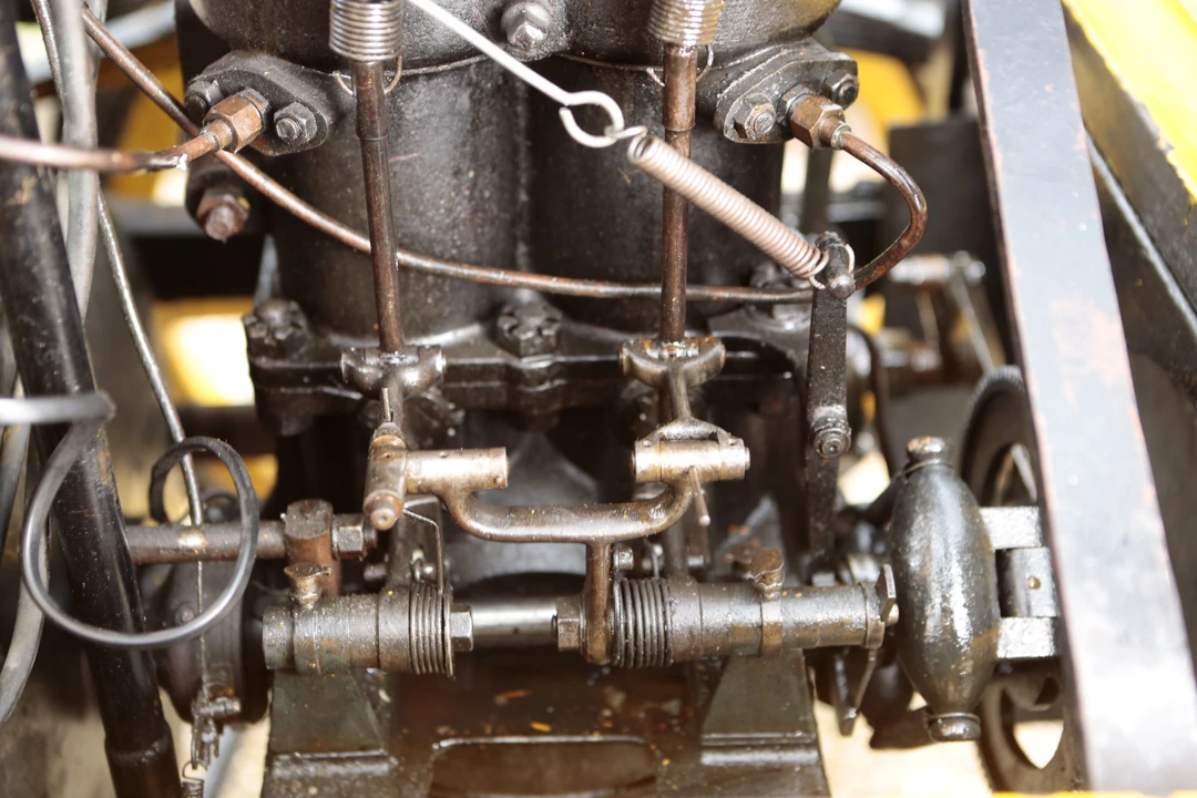 1898 Daimler - Image 5 of 31