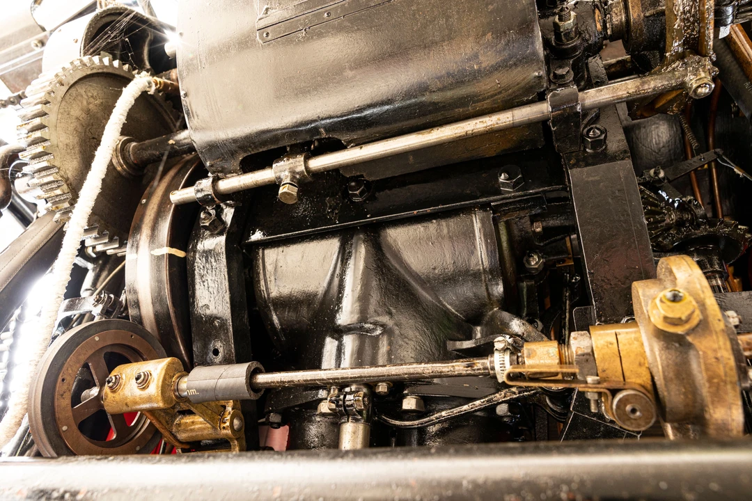 1898 Peugeot - Image 3 of 31