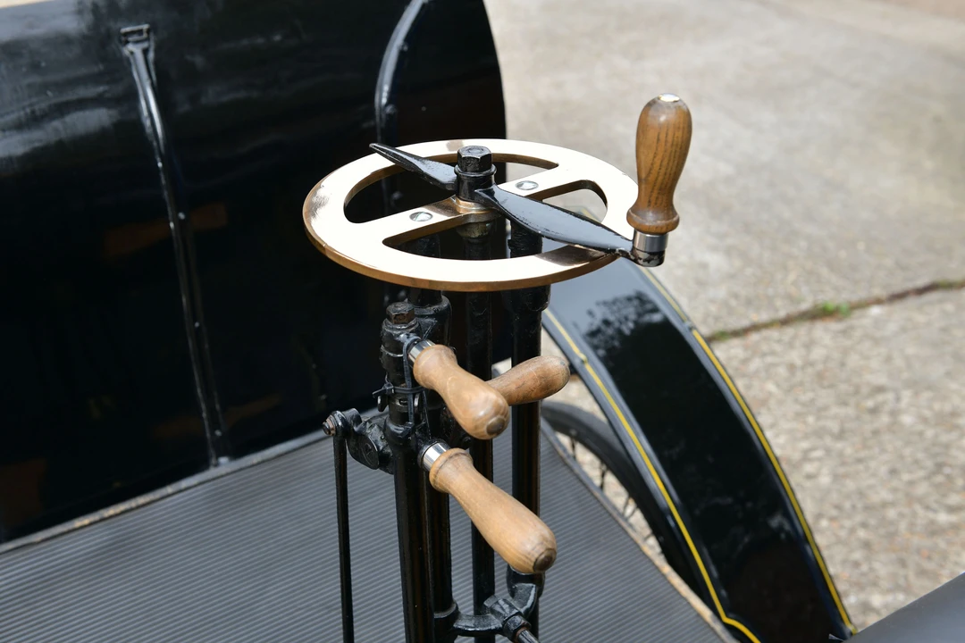 1899 Mercedes-Benz - Image 20 of 31