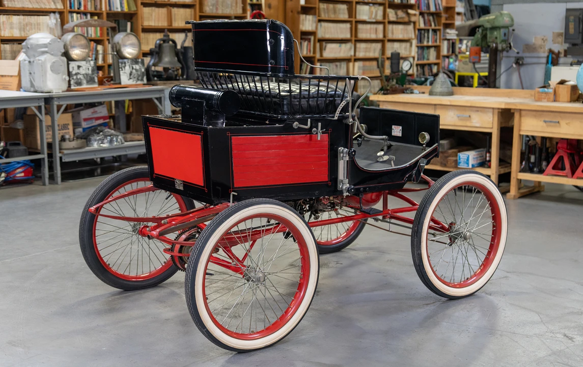 1899 Locomobile - Image 3 of 18
