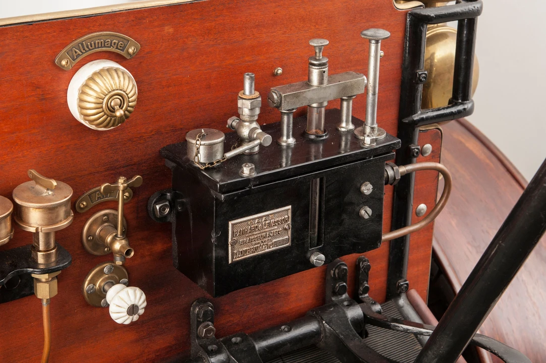 1899 Panhard - Image 9 of 29