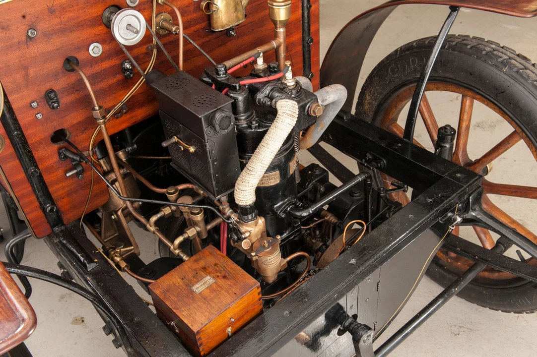 1899 Panhard - Image 3 of 29