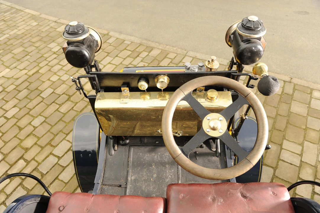 1899 Panhard - Image 3 of 4