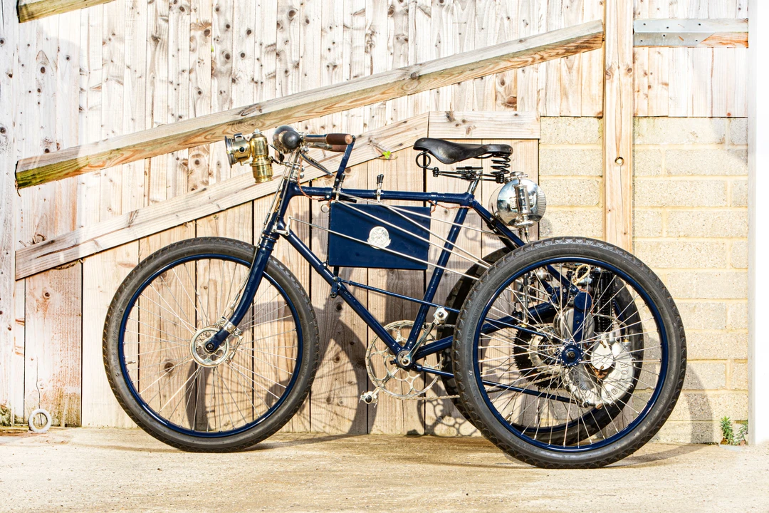 1899 Peugeot - Image 18 of 18