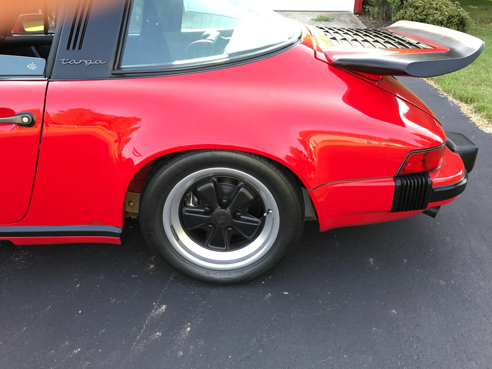 1985 Porsche 911 Carrera 3.2 - Image 9 of 31