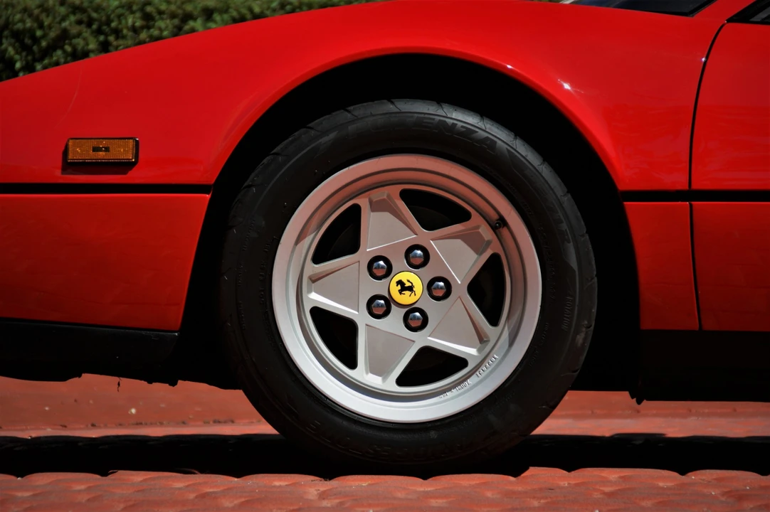 1987 Ferrari 328 GTS - Image 15 of 31