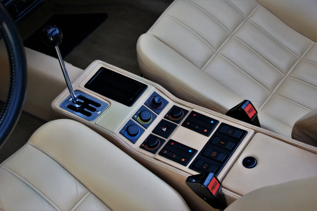 1987 Ferrari 328 GTS - Image 24 of 31