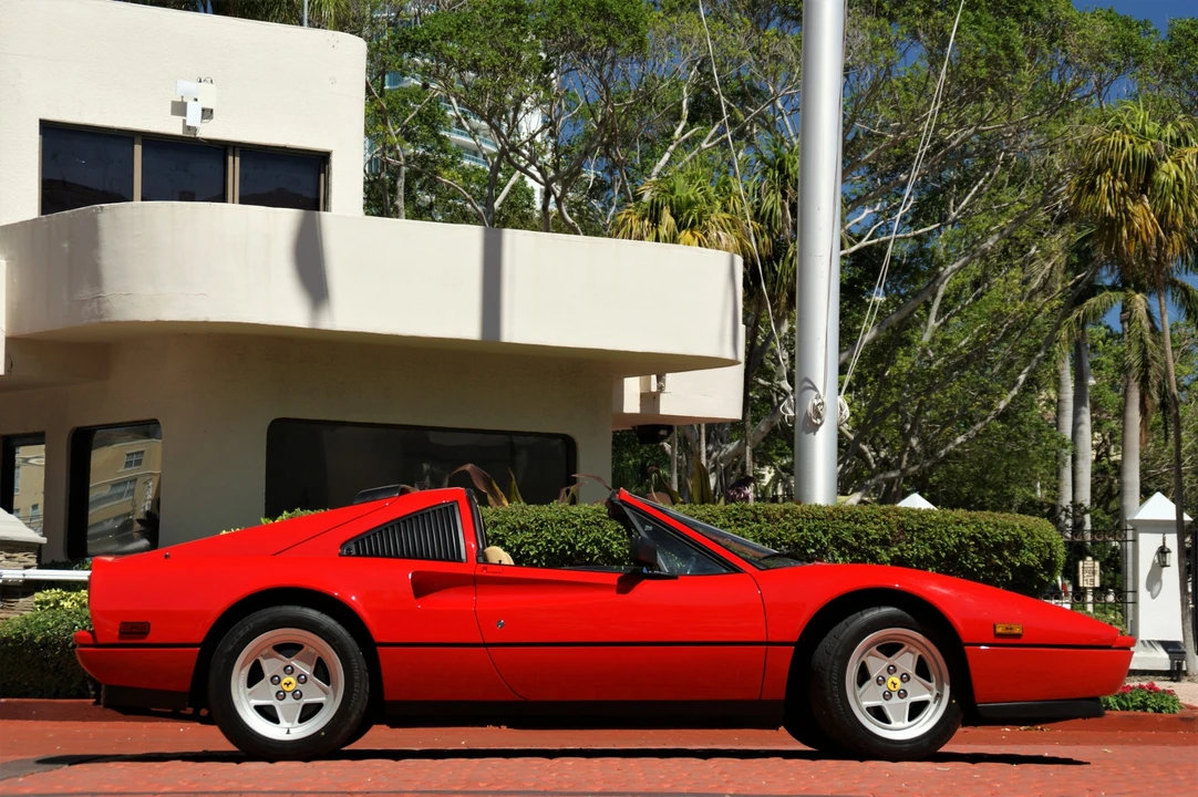 1987 Ferrari 328 GTS - Image 2 of 31