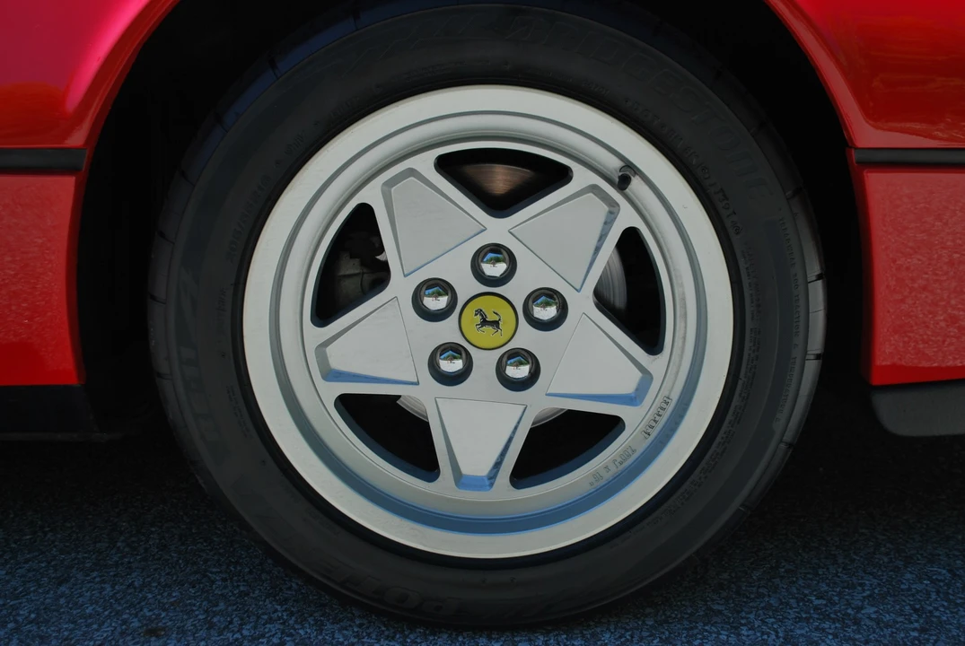 1988 Ferrari 328 GTS - Image 26 of 31