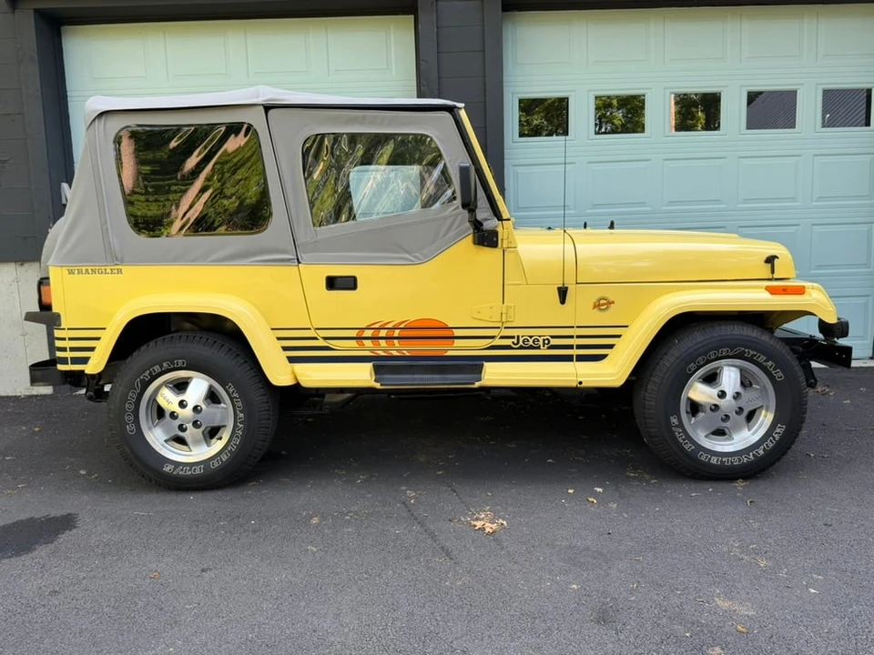 1989 Jeep YJ Wrangler - Image 17 of 31