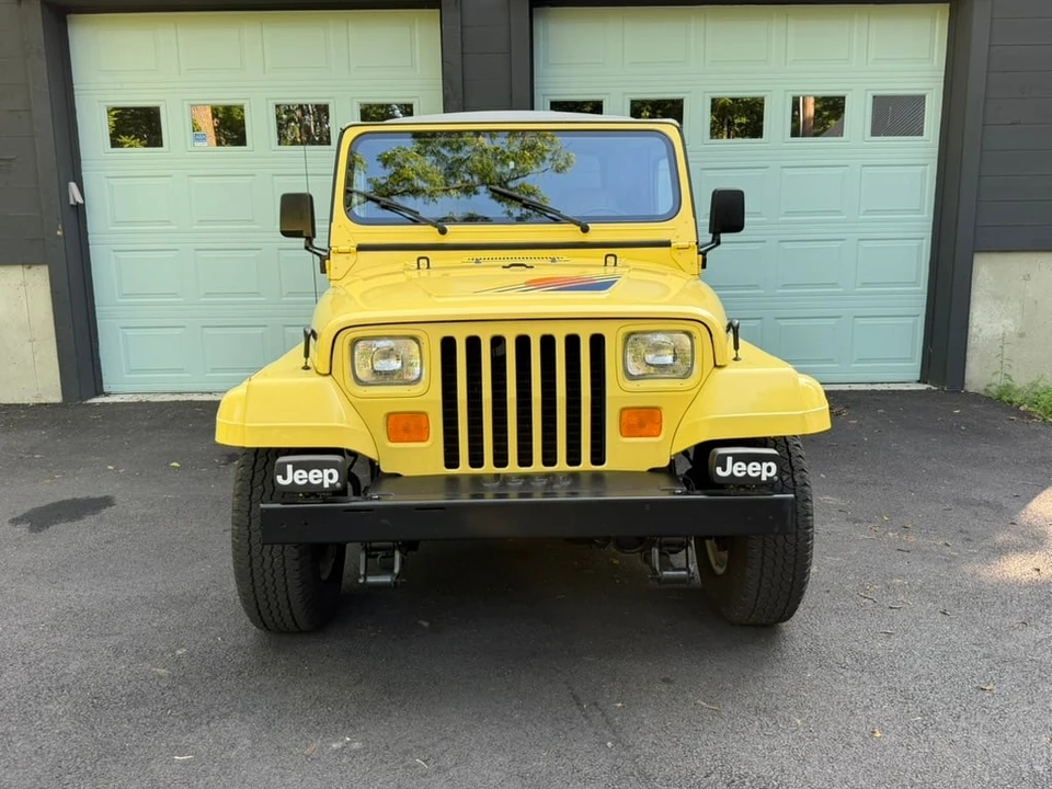 1989 Jeep YJ Wrangler - Image 23 of 31