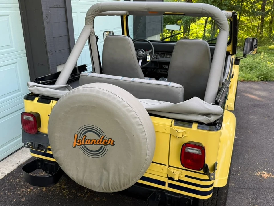 1989 Jeep YJ Wrangler - Image 15 of 31