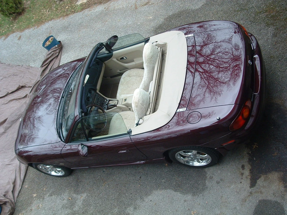 2000 Mazda NB MX-5 Miata - Image 15 of 31