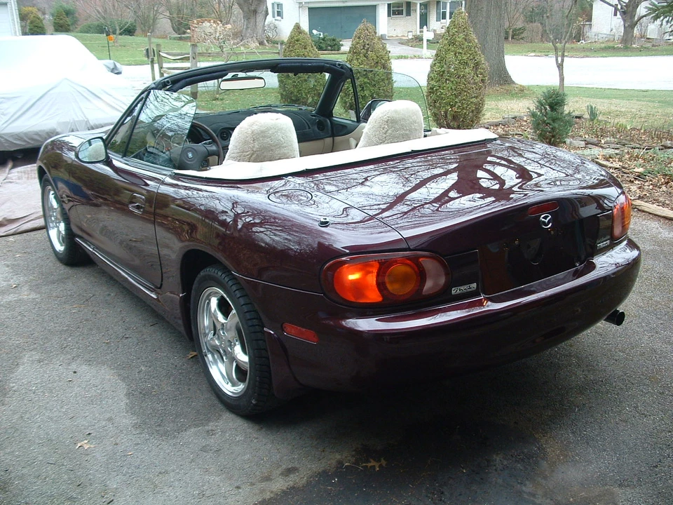 2000 Mazda NB MX-5 Miata - Image 10 of 31