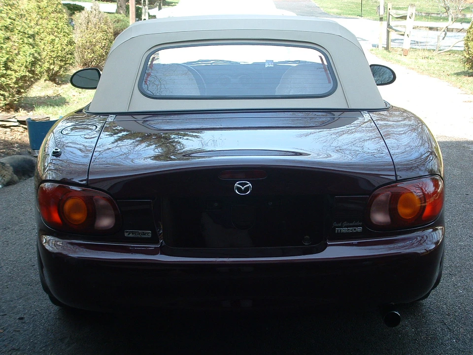 2000 Mazda NB MX-5 Miata - Image 24 of 31