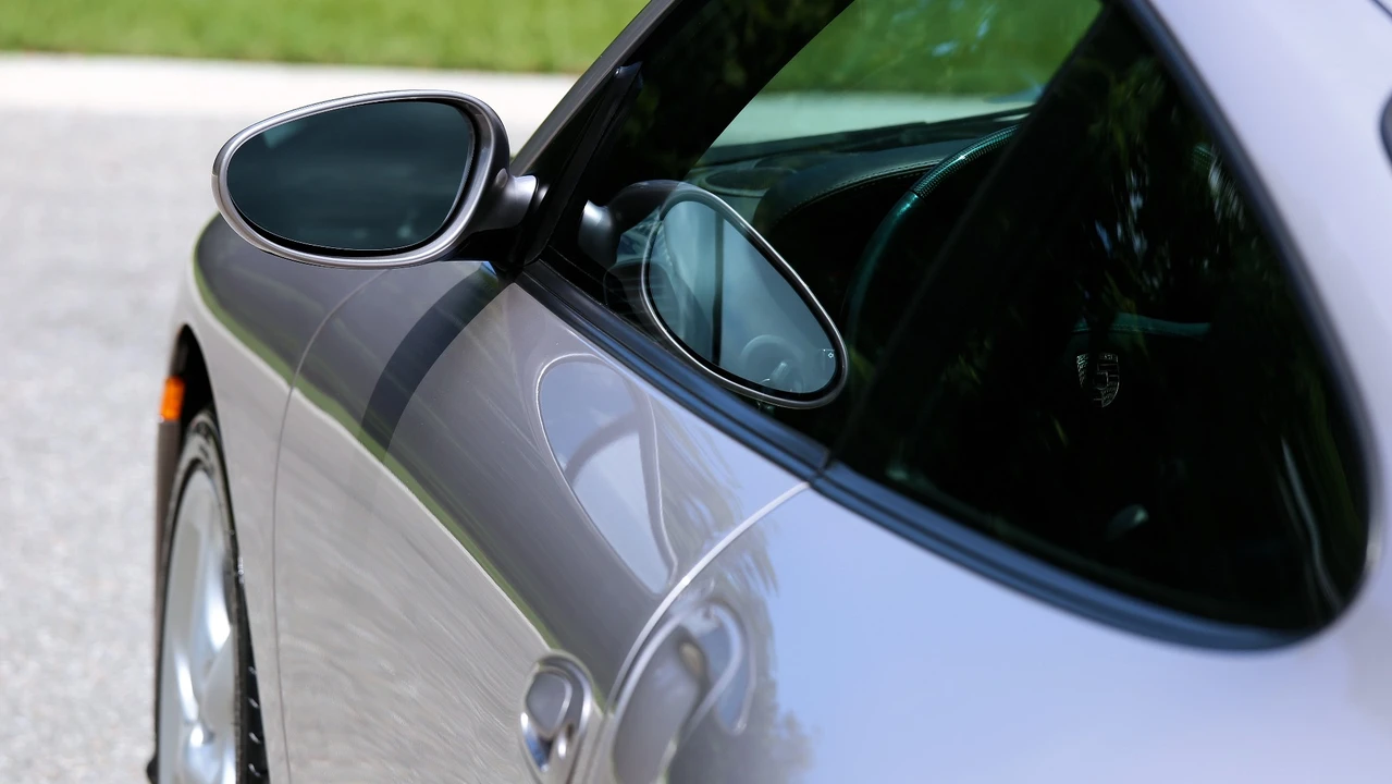 2001 Porsche 996 Turbo - Image 18 of 31