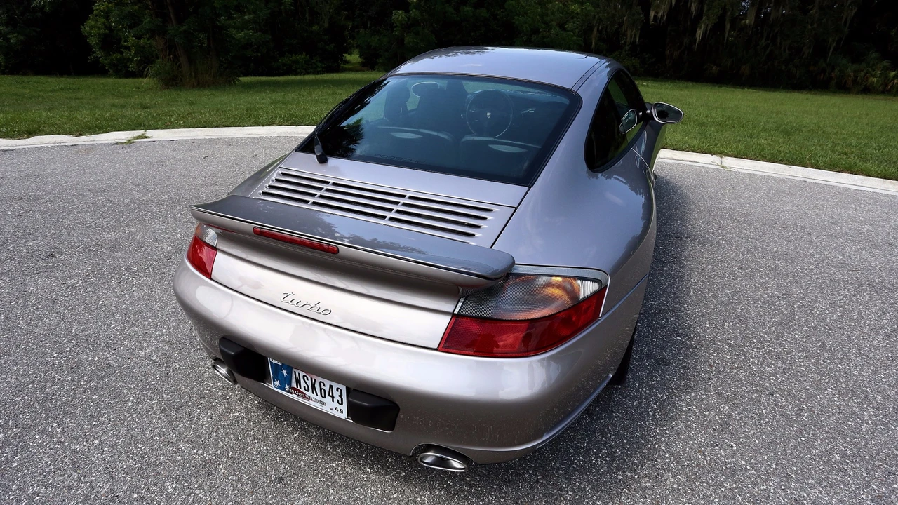 2001 Porsche 996 Turbo - Image 29 of 31