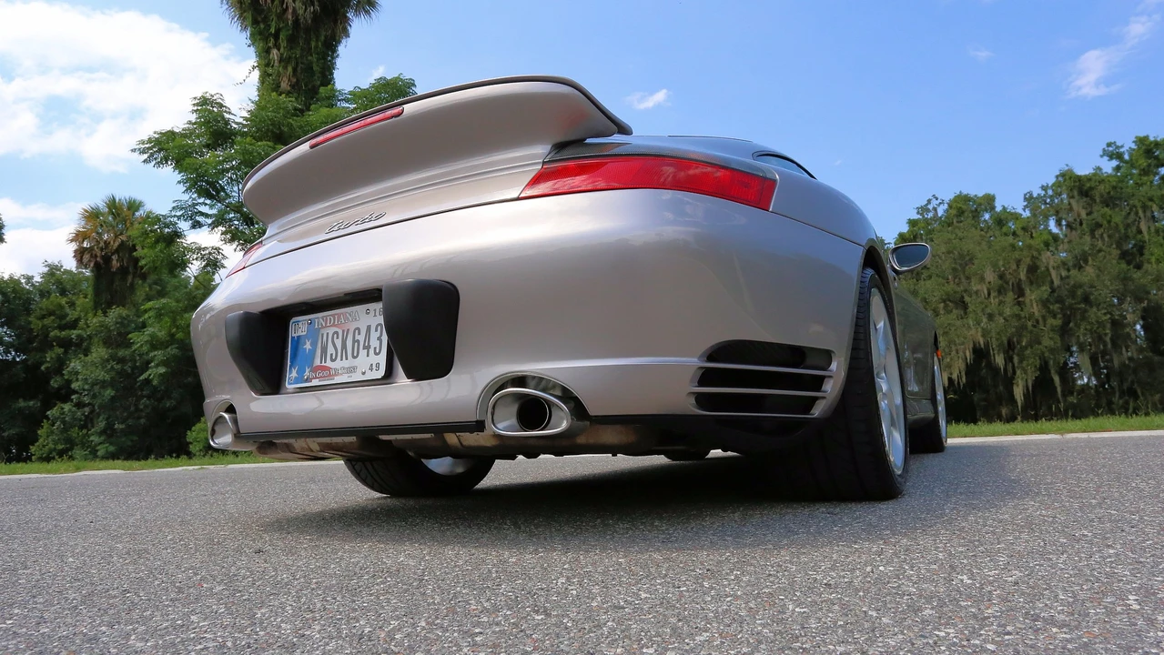 2001 Porsche 996 Turbo - Image 7 of 31