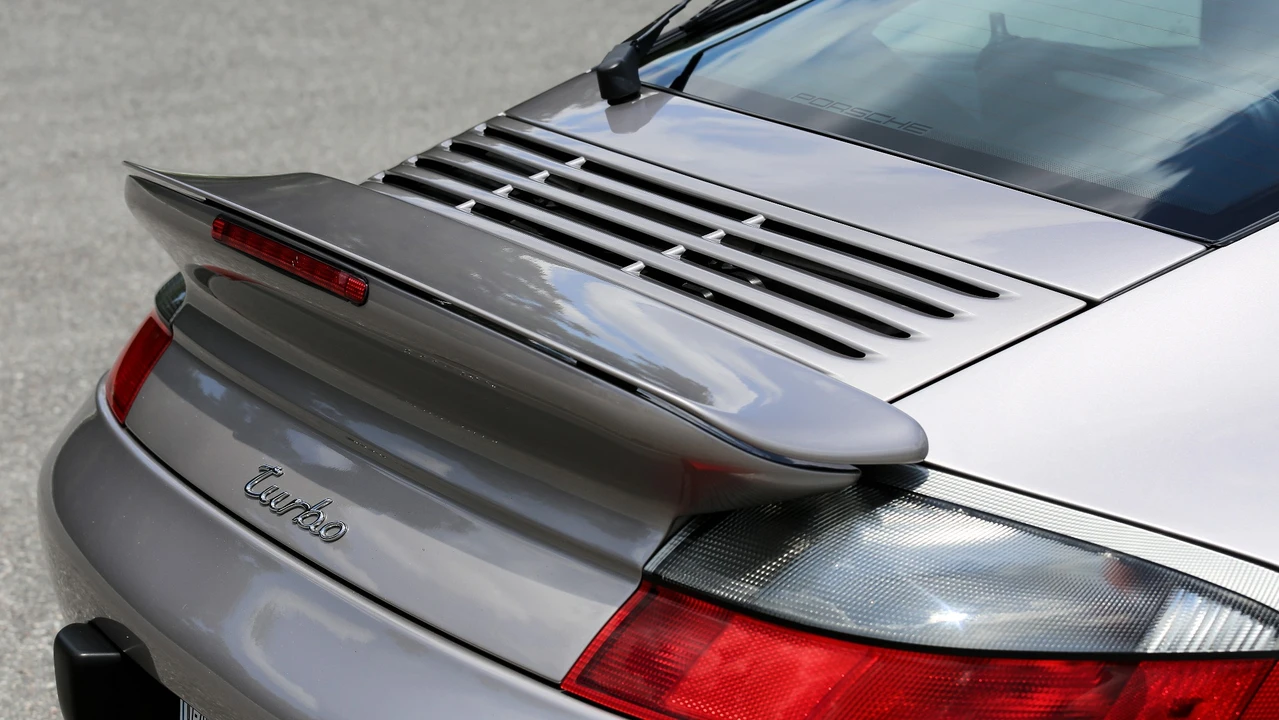 2001 Porsche 996 Turbo - Image 23 of 31