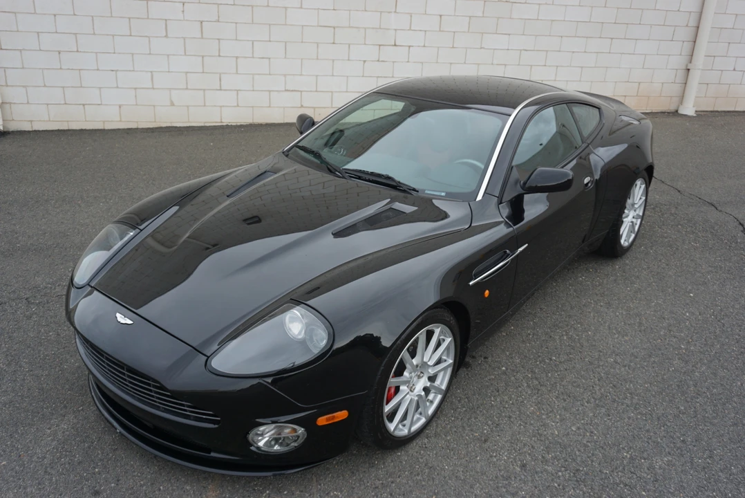 2005 Aston Martin Vanquish 1st Gen - Image 2 of 31