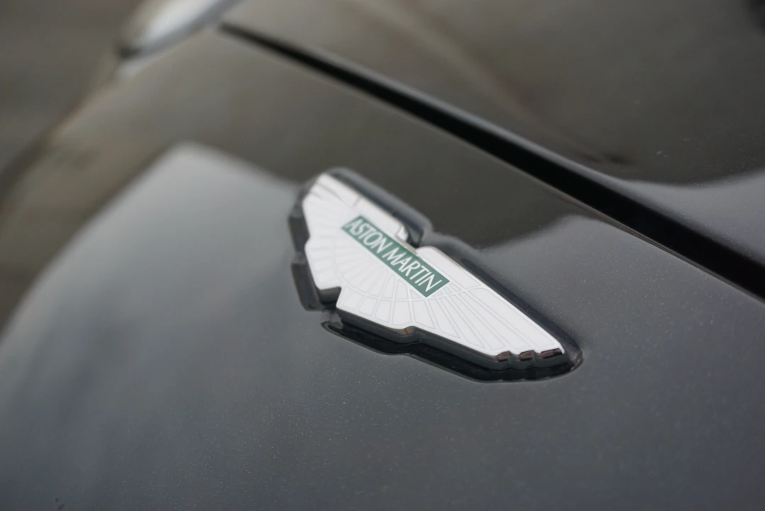 2005 Aston Martin Vanquish 1st Gen - Image 16 of 31