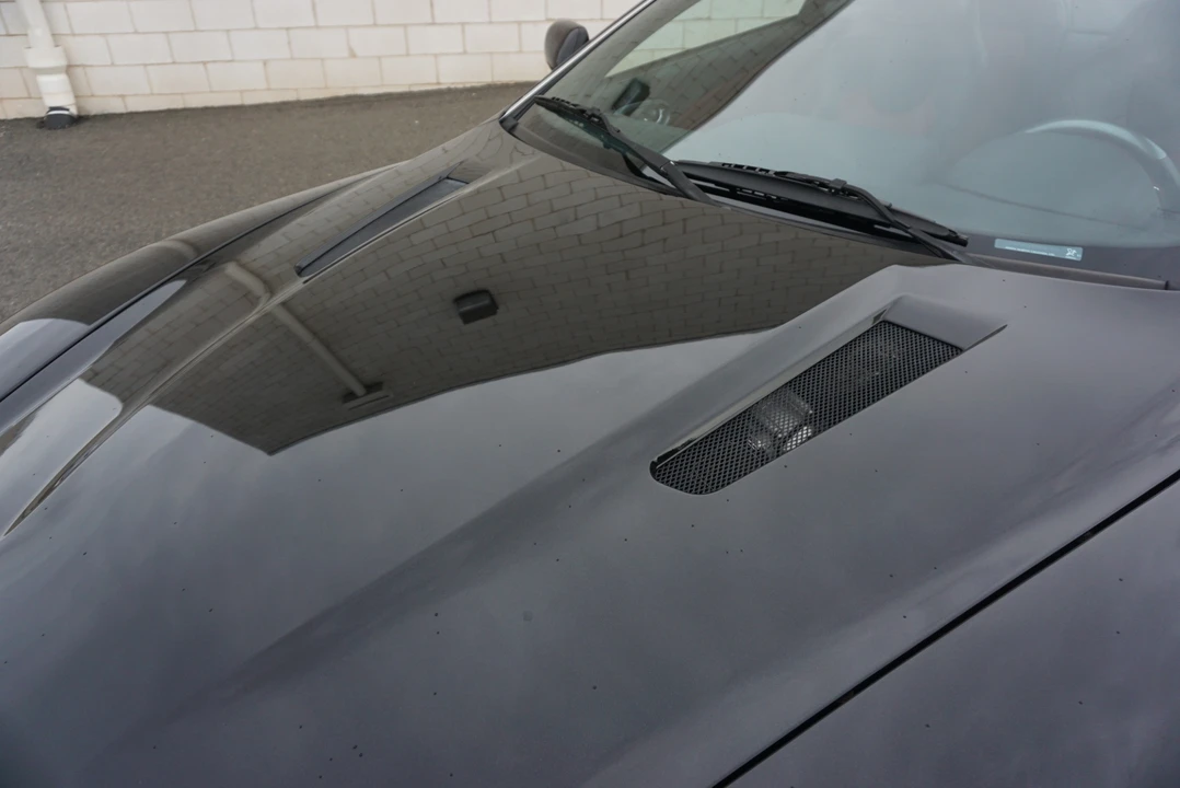 2005 Aston Martin Vanquish 1st Gen - Image 17 of 31