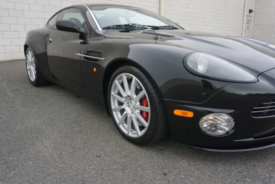 2005 Aston Martin Vanquish 1st Gen - Image 13 of 31