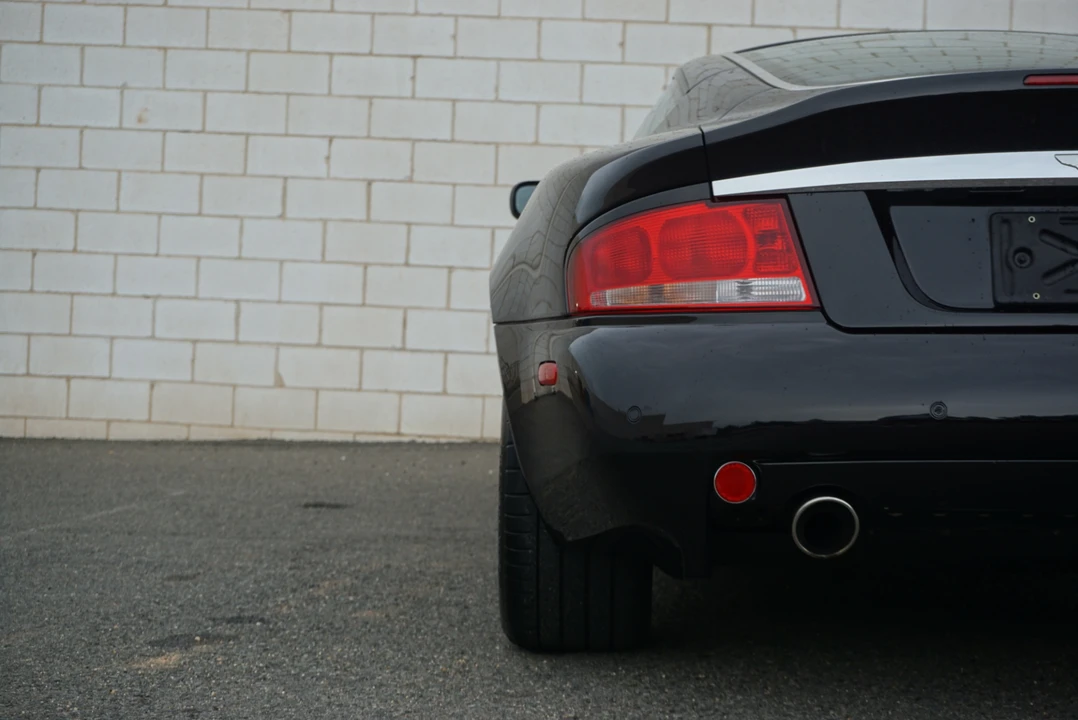 2005 Aston Martin Vanquish 1st Gen - Image 9 of 31