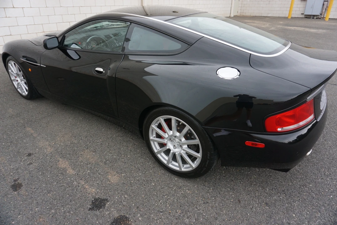 2005 Aston Martin Vanquish 1st Gen - Image 6 of 31