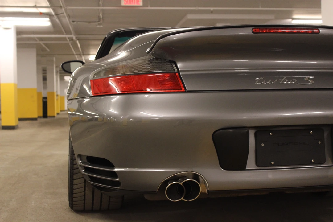 2005 Porsche 996 Turbo - Image 13 of 31