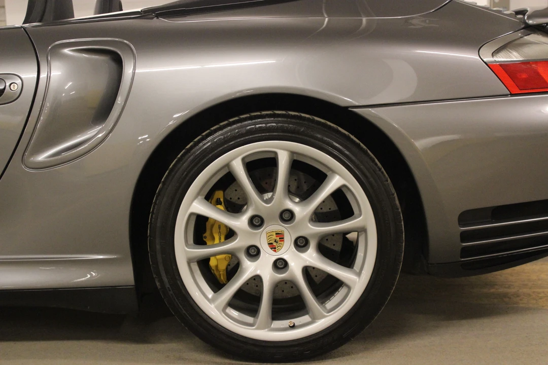 2005 Porsche 996 Turbo - Image 22 of 31