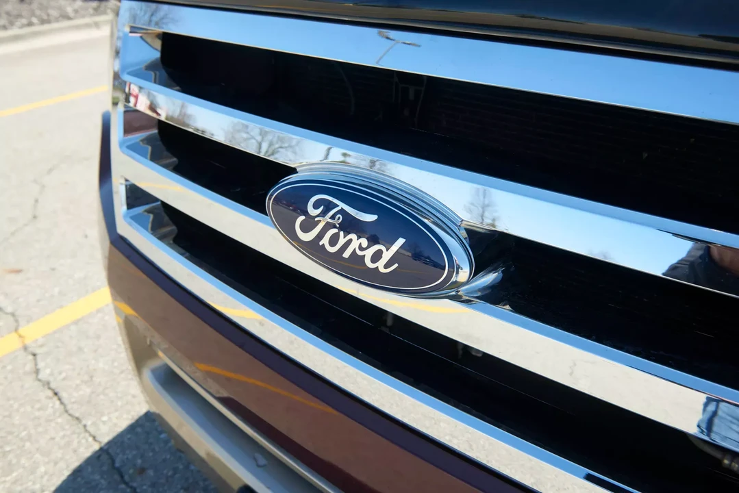 2011 Ford Expedition 3rd Gen - Image 10 of 31