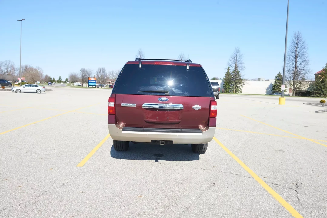 2011 Ford Expedition 3rd Gen - Image 15 of 31