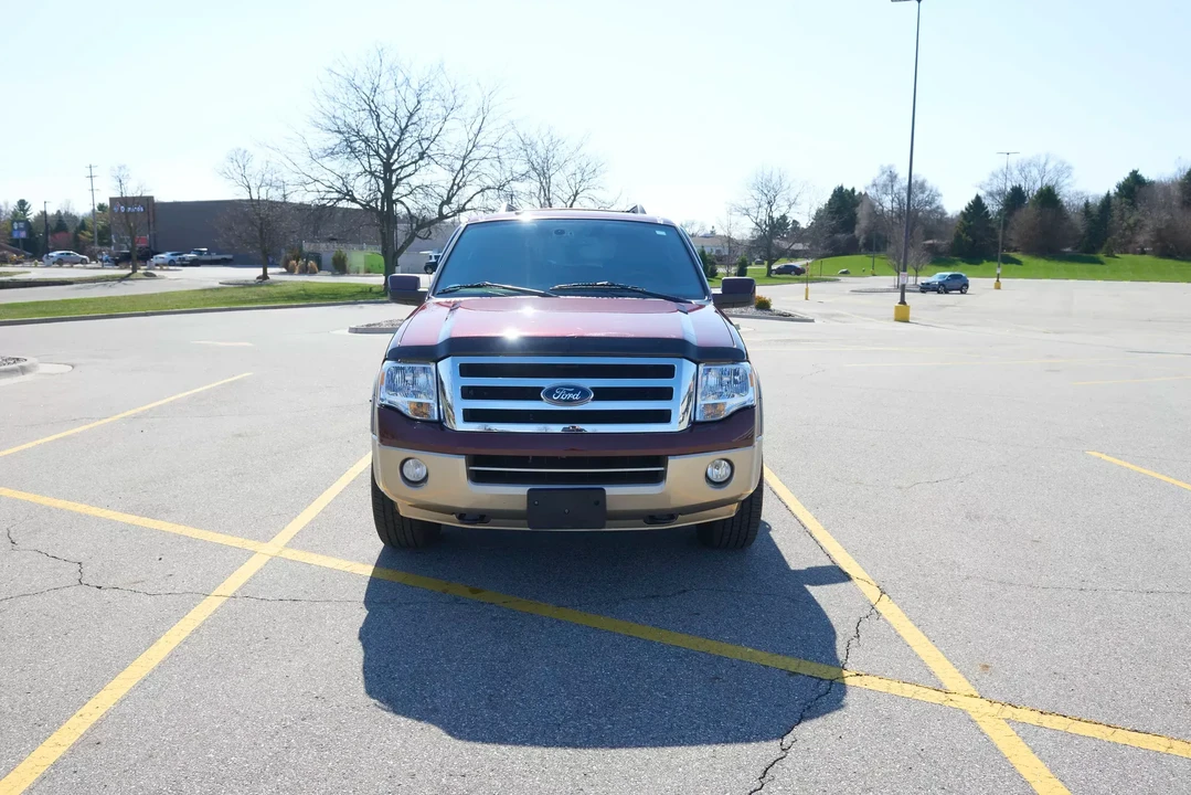2011 Ford Expedition 3rd Gen - Image 8 of 31