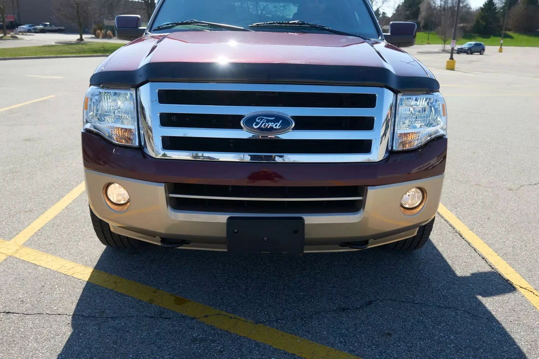2011 Ford Expedition 3rd Gen - Image 7 of 31