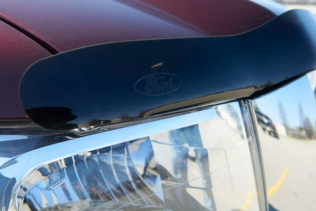 2011 Ford Expedition 3rd Gen - Image 12 of 31