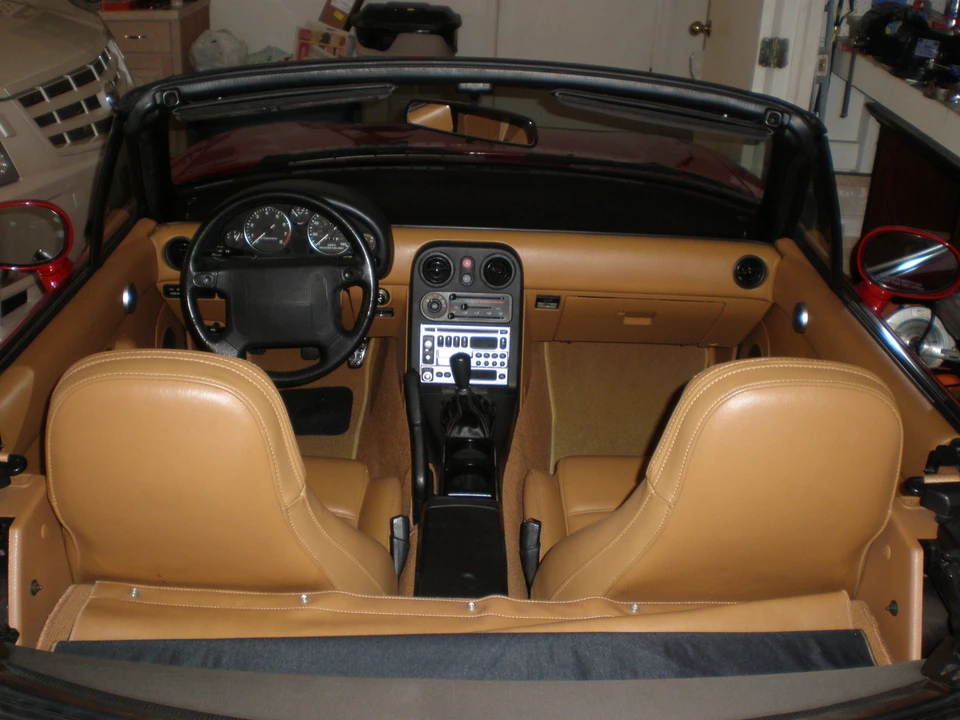 1993 Mazda NA MX-5 Miata - Image 19 of 31