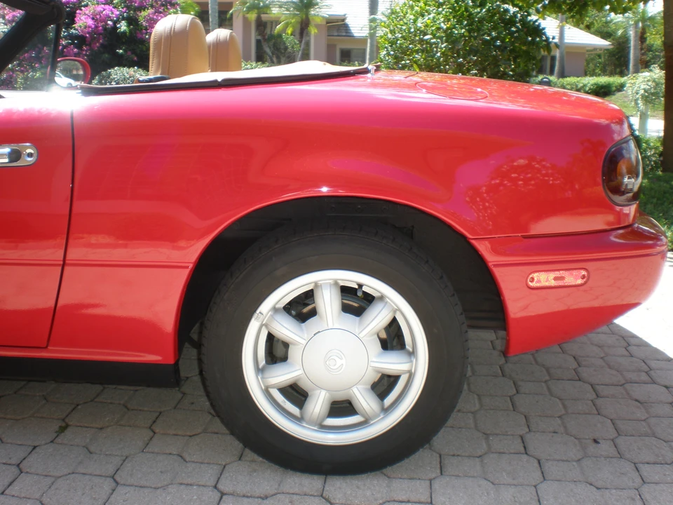 1993 Mazda NA MX-5 Miata - Image 11 of 31