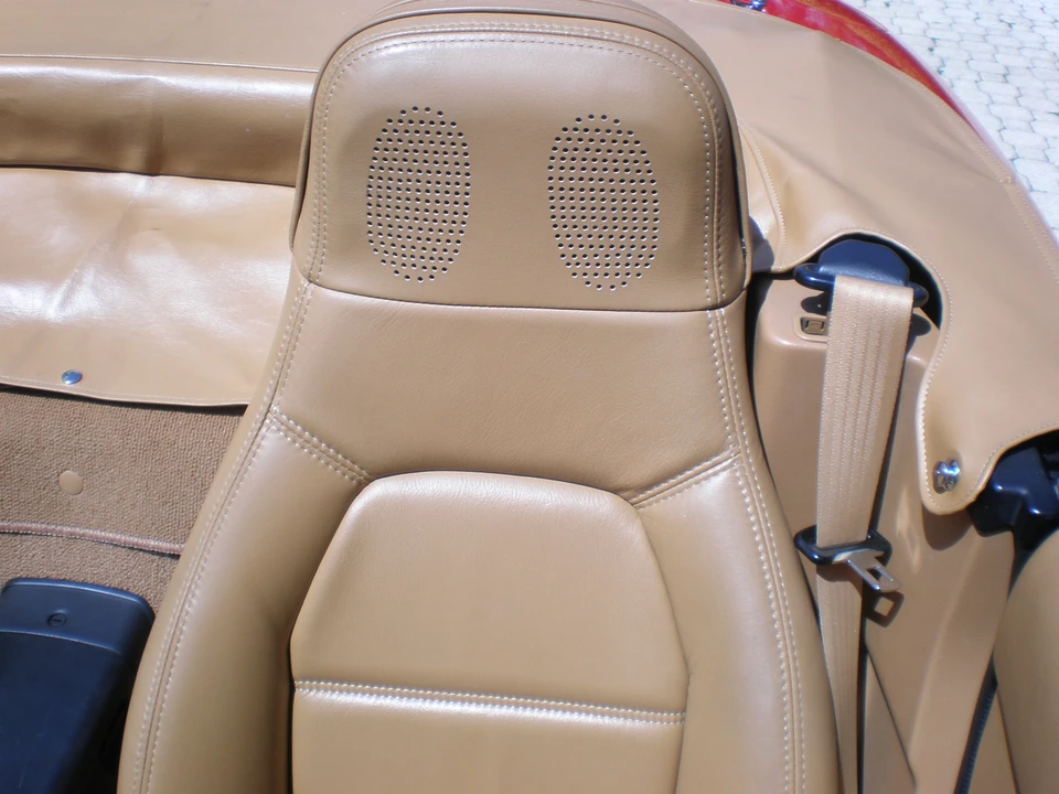 1993 Mazda NA MX-5 Miata - Image 28 of 31
