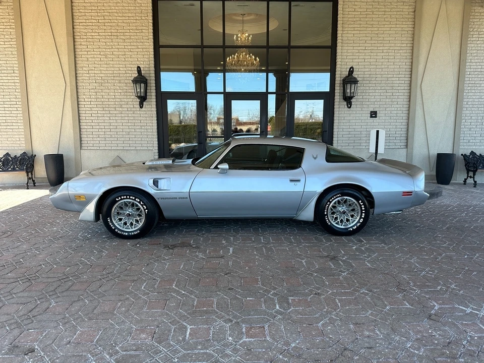1981 Pontiac Firebird Trans Am 2nd Gen - Image 17 of 31