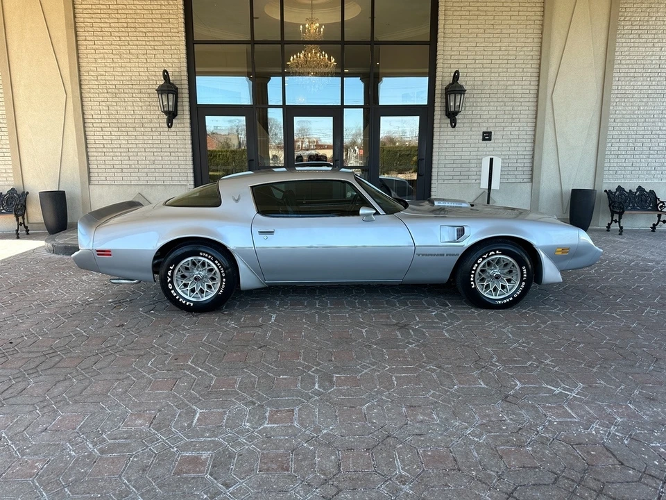 1981 Pontiac Firebird Trans Am 2nd Gen - Image 9 of 31