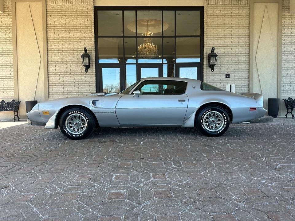 1981 Pontiac Firebird Trans Am 2nd Gen - Image 16 of 31