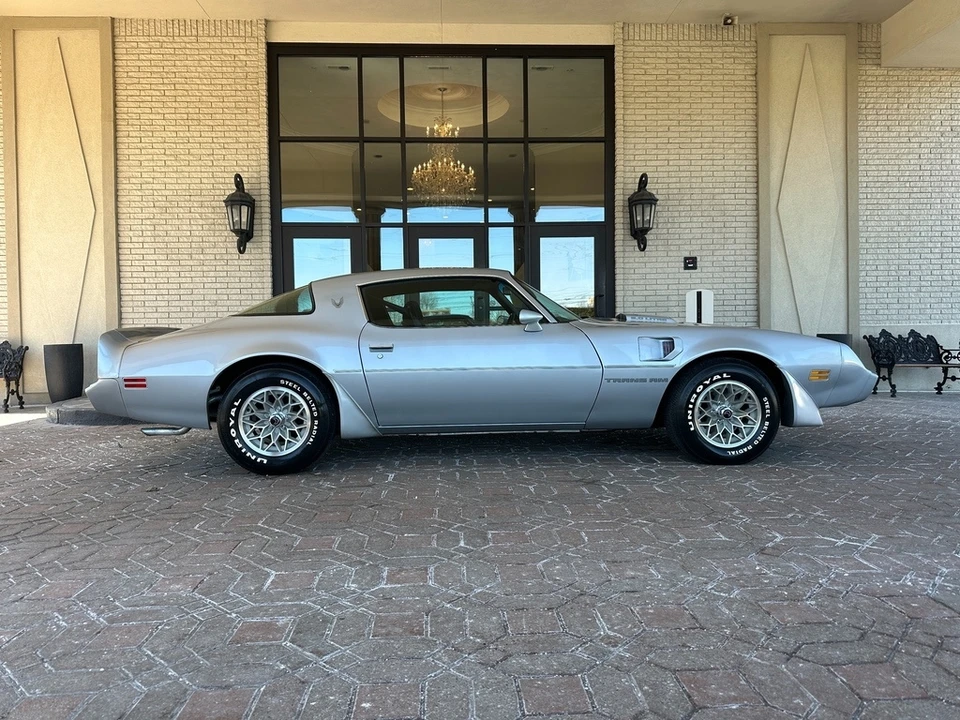 1981 Pontiac Firebird Trans Am 2nd Gen - Image 8 of 31