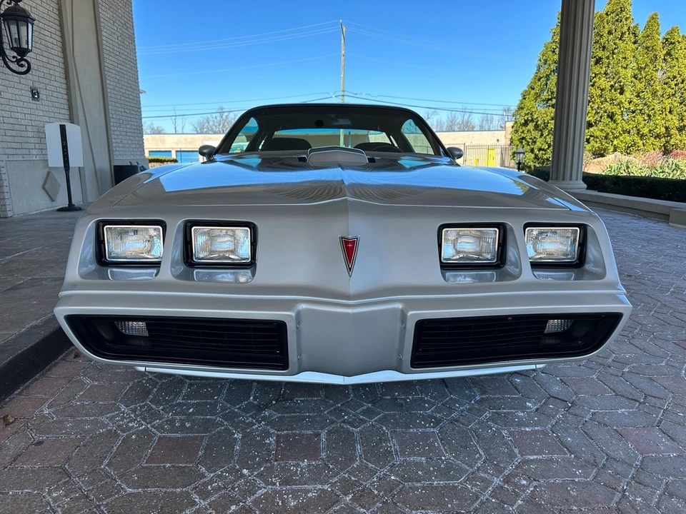 1981 Pontiac Firebird Trans Am 2nd Gen - Image 4 of 31