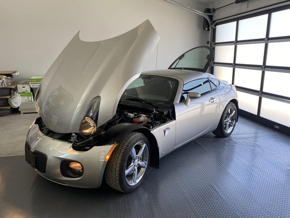 2009 Pontiac Solstice GXP - Image 14 of 31
