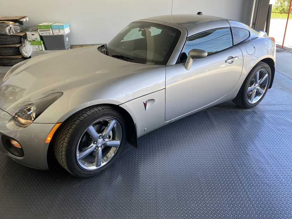 2009 Pontiac Solstice GXP - Image 16 of 31