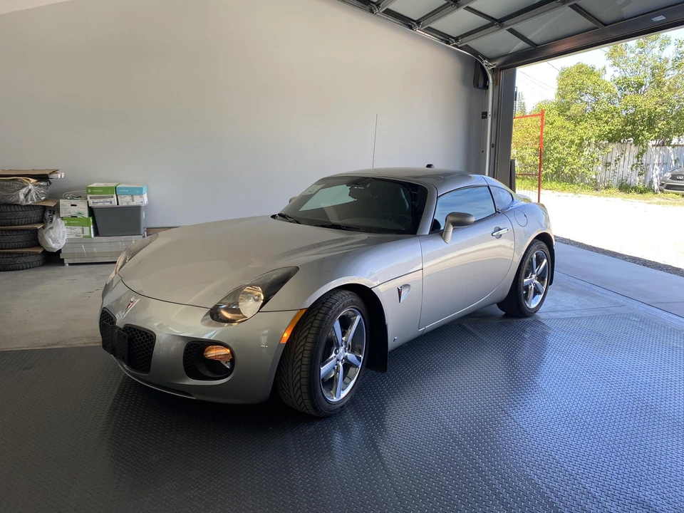 2009 Pontiac Solstice GXP - Image 4 of 31