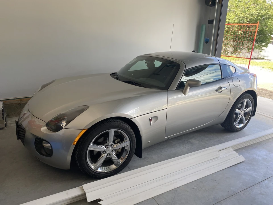 2009 Pontiac Solstice GXP - Image 5 of 31